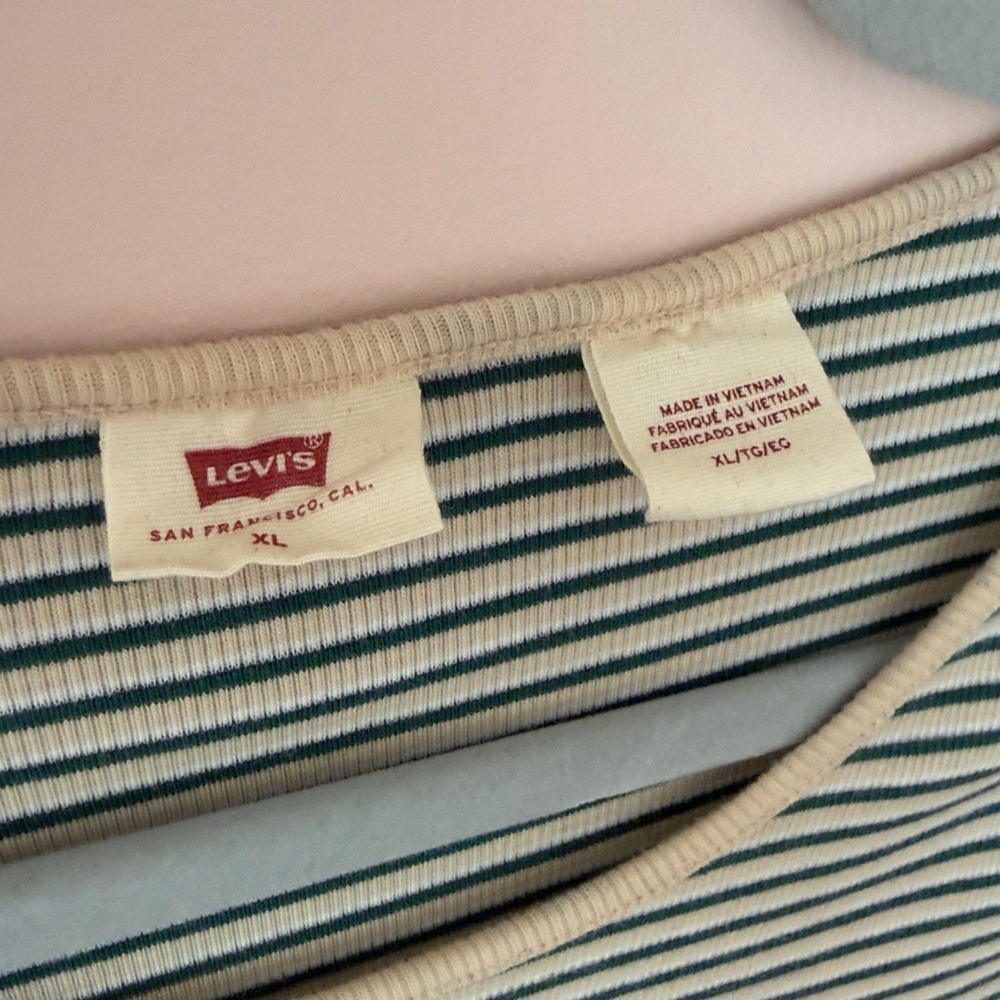 Levi's Striped Tee Womens XL - Picture 2 of 4